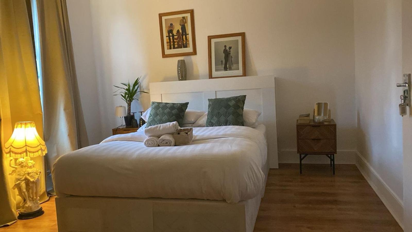 Park View Homestay Баркінг Екстер'єр фото